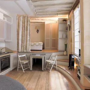  Appartement Louvre France